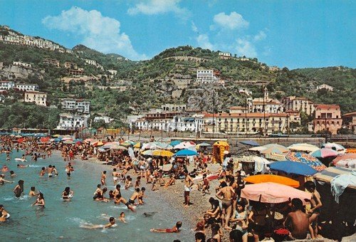 Cartolina Vietri sul Mare spiaggia di Ponente case animata anni …