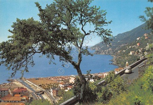 Cartolina Vietri sul mare spiaggia strada case anni '70 | Immagine principale