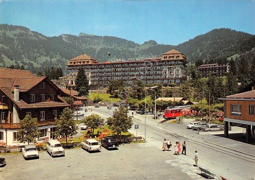 Cartolina Villars Place de la Gare et Villars Palace | Immagine principale