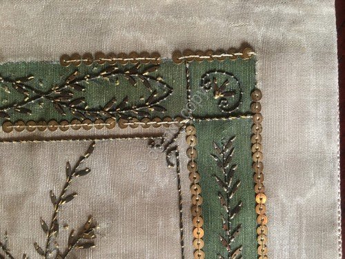 Coprilibro antico in seta e ricami cm 26 x 31,5 … | Immagine Gallery 5