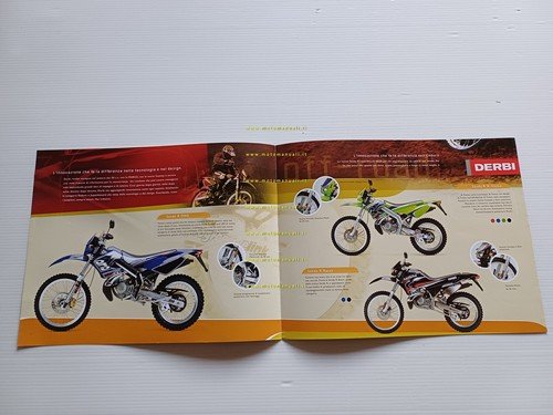 Derbi 50 Senda R - SM 2006 depliant italiano originale