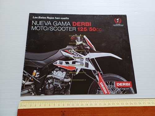 Derbi produzione 2008 moto scooter ciclomotori depliant italiano originale