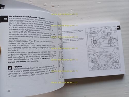 Ducati 620 Sport 2002 manuale uso libretto istruzioni testo Francese …