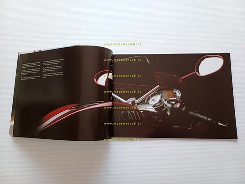 Ducati modelli SportClassic 2009 depliant italiano inglese originale