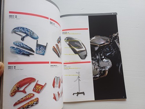 Ducati Performance catalogo parti speciali e accessori per Monster 2000-01