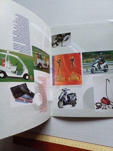 Engines Engineering presentazione aziendale 1996 cartella stampa originale