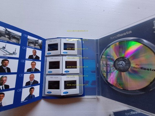 Ford Fiesta V 2002 cartella stampa originale testo italiano