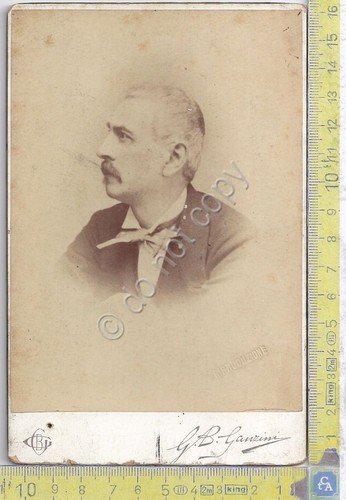 Foto G.B.Ganzini - Riproduzione busto di uomo - 1835-1878 | Immagine principale