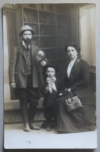 Fotografia - Italia - anni '30 '40 - Famiglia | Immagine principale