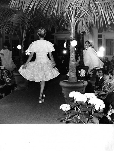 Fotografia Moda sfilata anni '60 Vittorio Neri 8A | Immagine principale