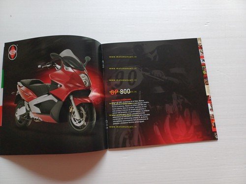 Gilera catalogo produzione modelli 2009 depliant italiano originale