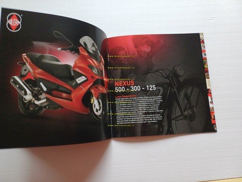 Gilera catalogo produzione modelli 2009 depliant italiano originale