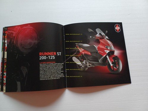 Gilera catalogo produzione modelli 2009 depliant italiano originale
