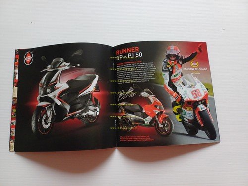 Gilera catalogo produzione modelli 2009 depliant italiano originale