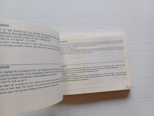 Honda CB 650 SC 1984 manuale uso manutenzione italiano originale