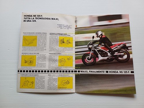 Honda NS 125 F 1985 depliant originale ITALIANO