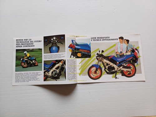 Honda NSR 125 F 1988 depliant ITALIANO originale