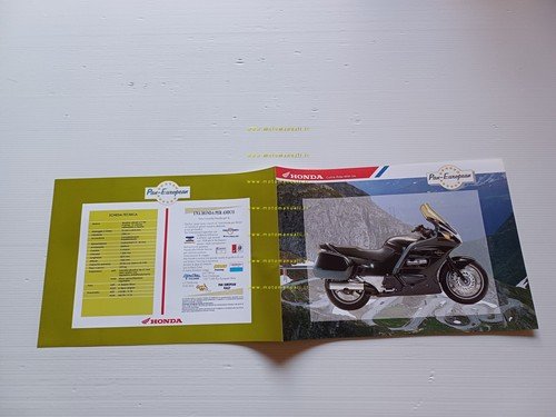 Honda ST 1100 Pan European depliant italiano originale