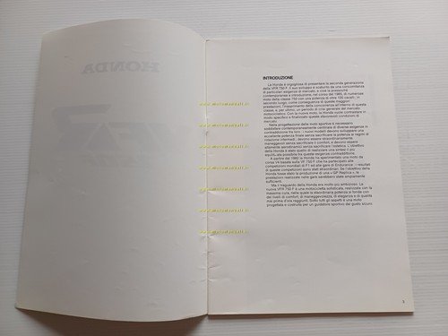 Honda VFR 750 F 1985 presentazione stampa depliant ITALIANO originale