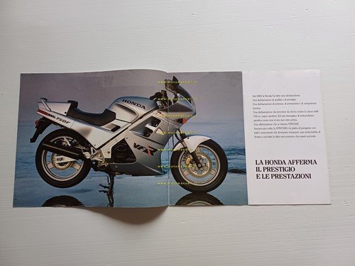 Honda VFR 750 F 1986 depliant ITALIANO originale