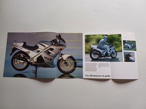 Honda VFR 750 F 1986 depliant ITALIANO originale