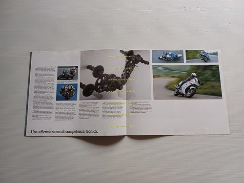 Honda VFR 750 F 1986 depliant ITALIANO originale