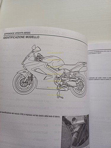 HONDA VFR 800 A 2005 AGGIORNAMENTO manuale officina italliano originale