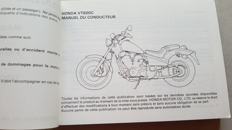 Honda VT 600 C CUSTOM 1990 manuale uso italiano originale …
