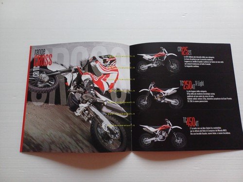 Husqvarna catalogo produzione modelli 2010 depliant italiano originale