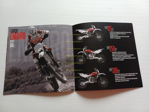 Husqvarna catalogo produzione modelli 2010 depliant italiano originale