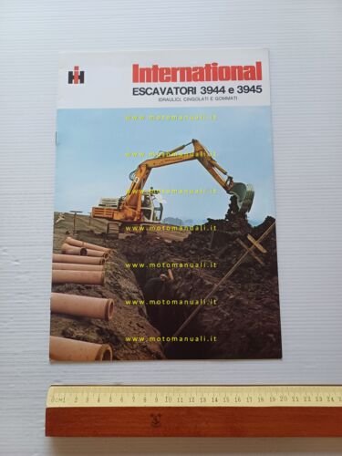 International escavatori 3944-3945 anni 70 depliant originale