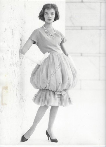 Iris Bianchi indossatrice foto originale anni '50 con abito da … | Immagine principale