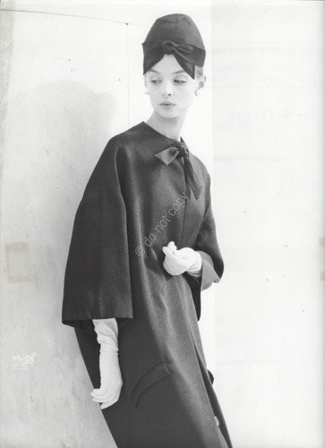 Iris Bianchi indossatrice foto originale anni '50 con cappotto Simonetta | Immagine principale