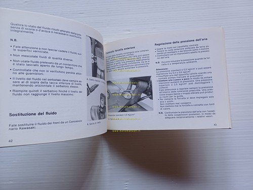 Kawasaki GPZ 900 R 1984 manuale uso manutenzione libretto originale …