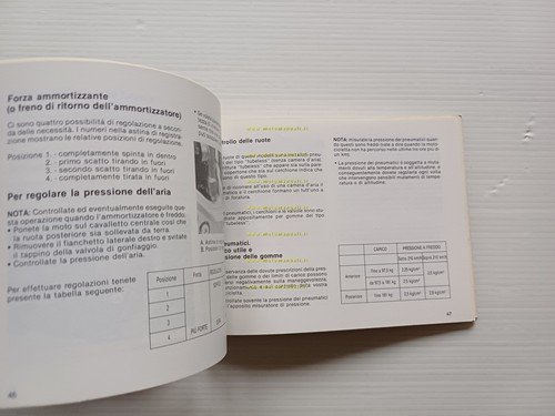 Kawasaki GPZ 900 R 1984 manuale uso manutenzione originale italiano