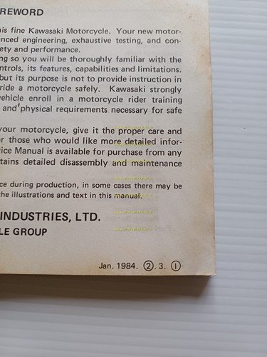 Kawasaki GPZ 900 R 1984 manuale uso manutenzione originale TESTO …