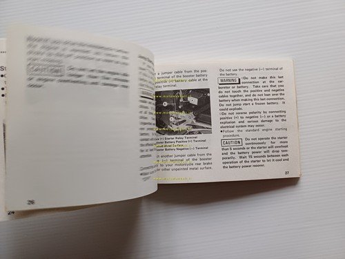 Kawasaki GPZ 900 R 1984 manuale uso manutenzione originale TESTO …