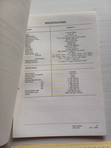 Kawasaki KX 250 (KX250-K1) 1994 Model Information cartella stampa inglese