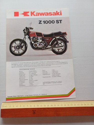 Kawasaki Z 1000 ST depliant ITALIANO originale