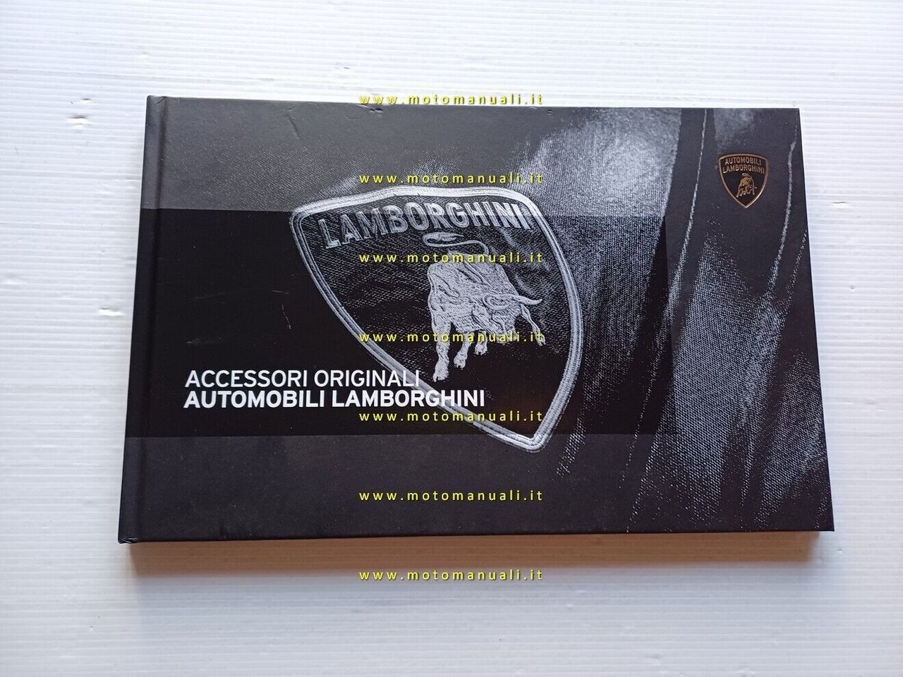 Lamborghini catalogo accessori originale ITALIANO