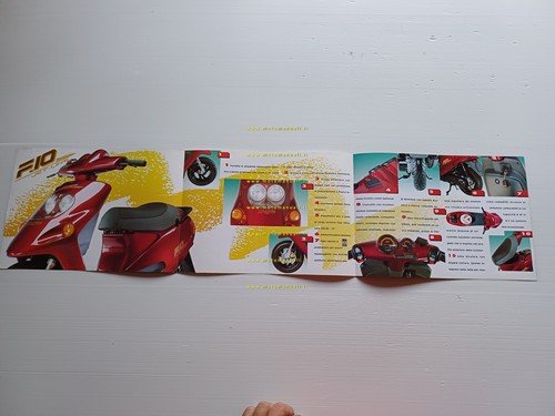 Malaguti 50 F10 Jetline scooter depliant italiano originale