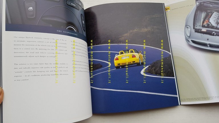 MASERATI Spyder 2001 depliant originale inglese ENGLISH TEXT