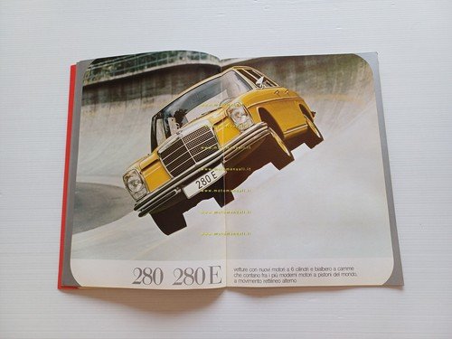Mercedes Benz modelli 200-220-250-280-350-600 1972 depliant italiano originale