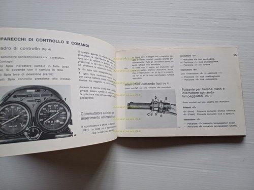 Moto Guzzi V 35 - V 50 1977 manuale uso …