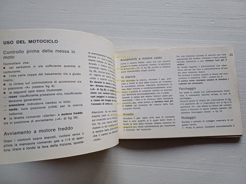Moto Guzzi V 35 - V 50 1977 manuale uso …