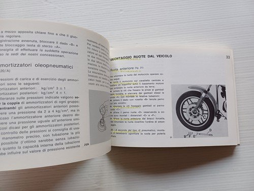 Moto Guzzi V50 III manuale uso manutenzione libretto italiano originale