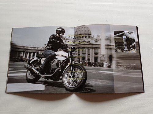 MOTO GUZZI V7 Classic depliant italiano originale