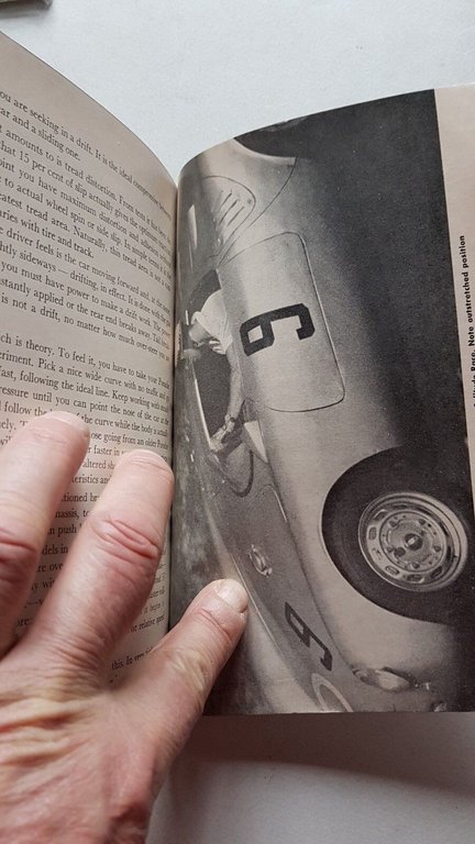 New Porsche Guide 1961 - Sloniger - Sports Car Press