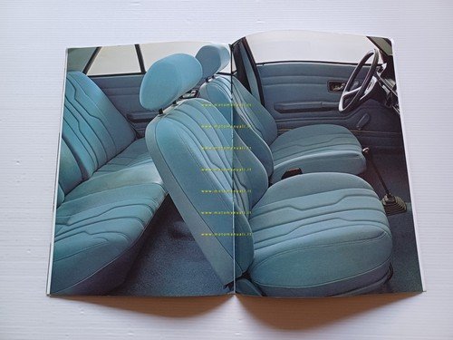 Peugeot 305 tutti modelli 1978 depliant italiano originale