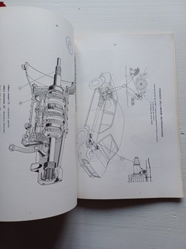 Peugeot 504 Diesel 1970 manuale descrizione caratteristiche tecniche italiano